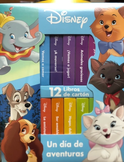 UN DíA DE AVENTURAS-CAJA 12 LIBROS ACARTONADONOS DISNEY
